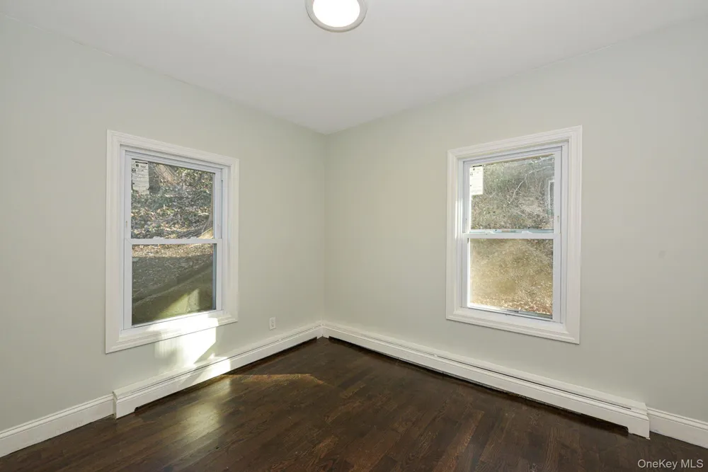 34 Glenna Little Trail Huntington, NY 11743