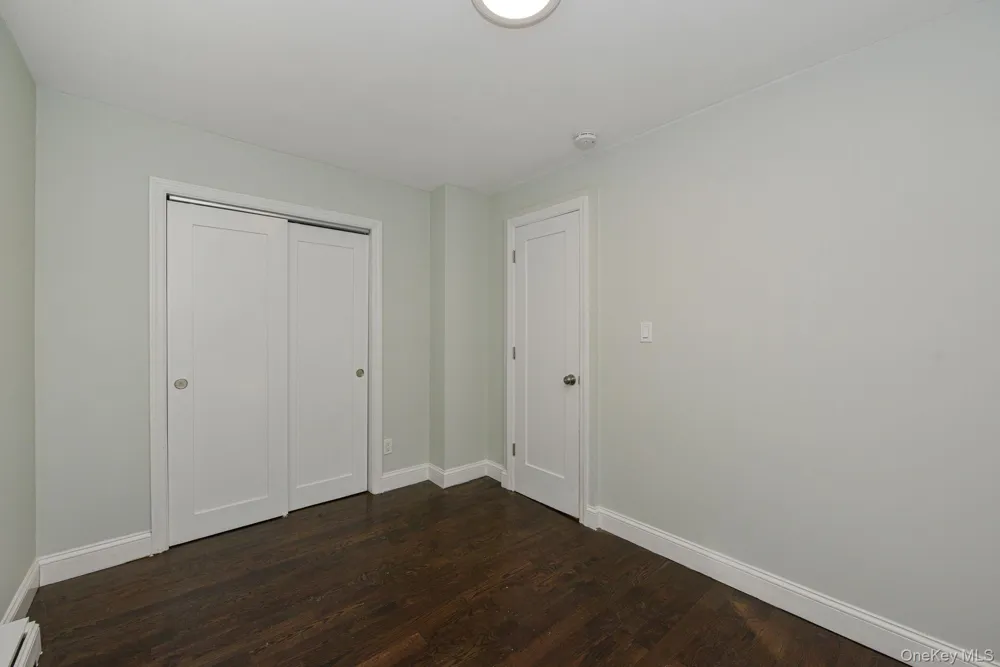 34 Glenna Little Trail Huntington, NY 11743