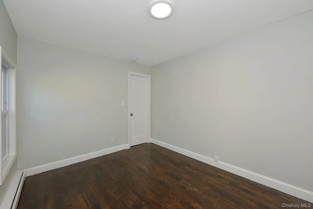 34 Glenna Little Trail Huntington, NY 11743