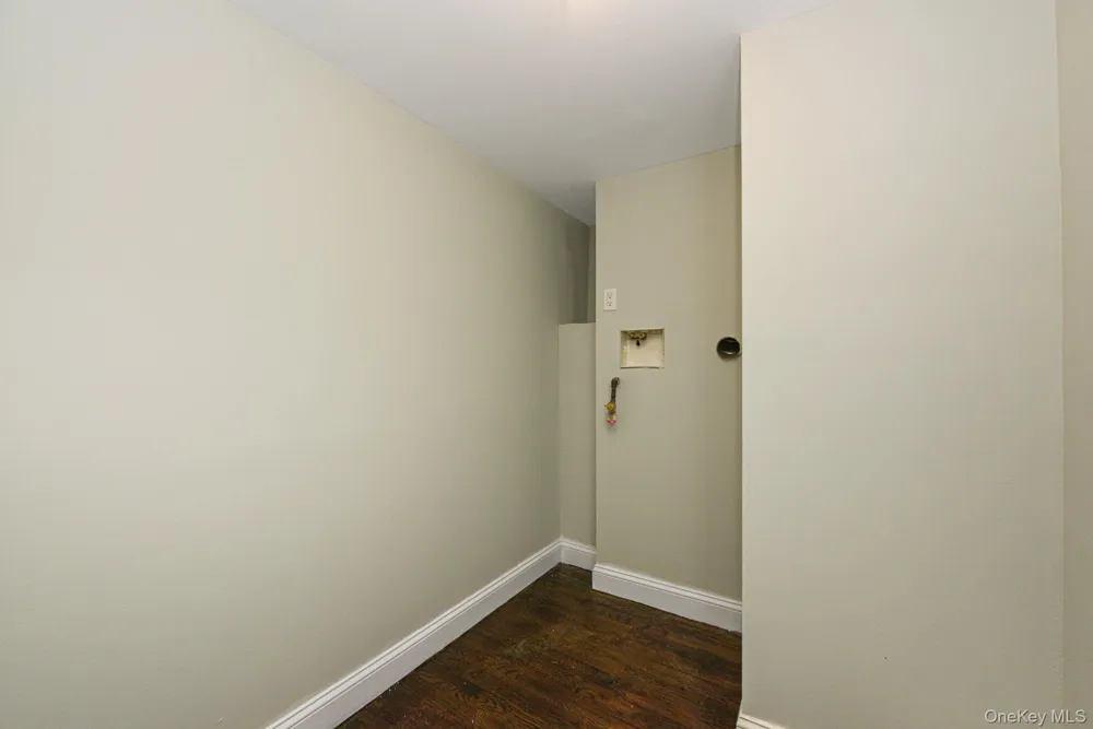 34 Glenna Little Trail Huntington, NY 11743