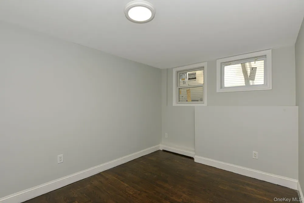 34 Glenna Little Trail Huntington, NY 11743