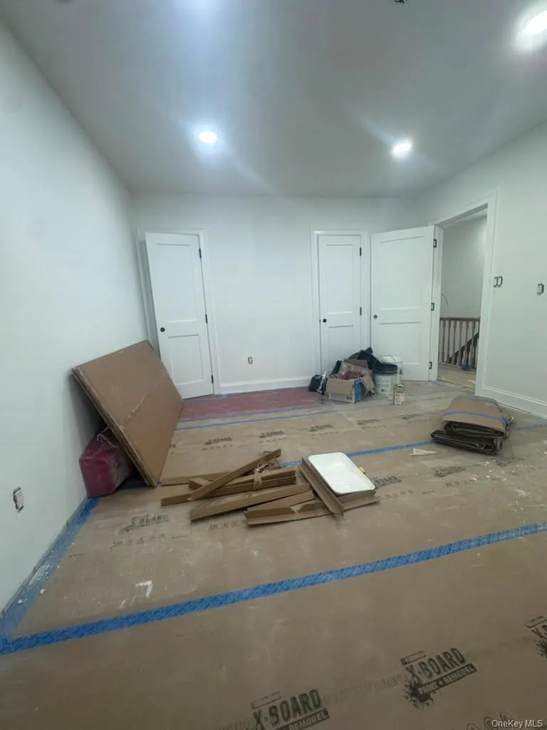 2449 92nd Street East Elmhurst, NY 11369