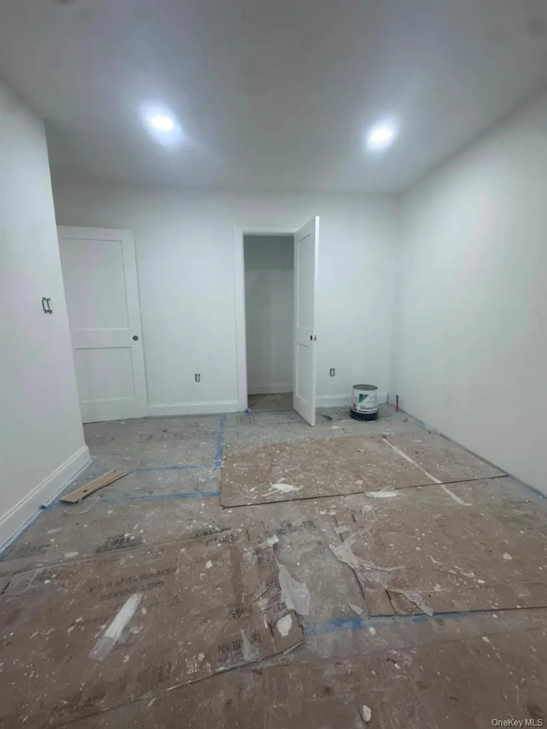 2449 92nd Street East Elmhurst, NY 11369
