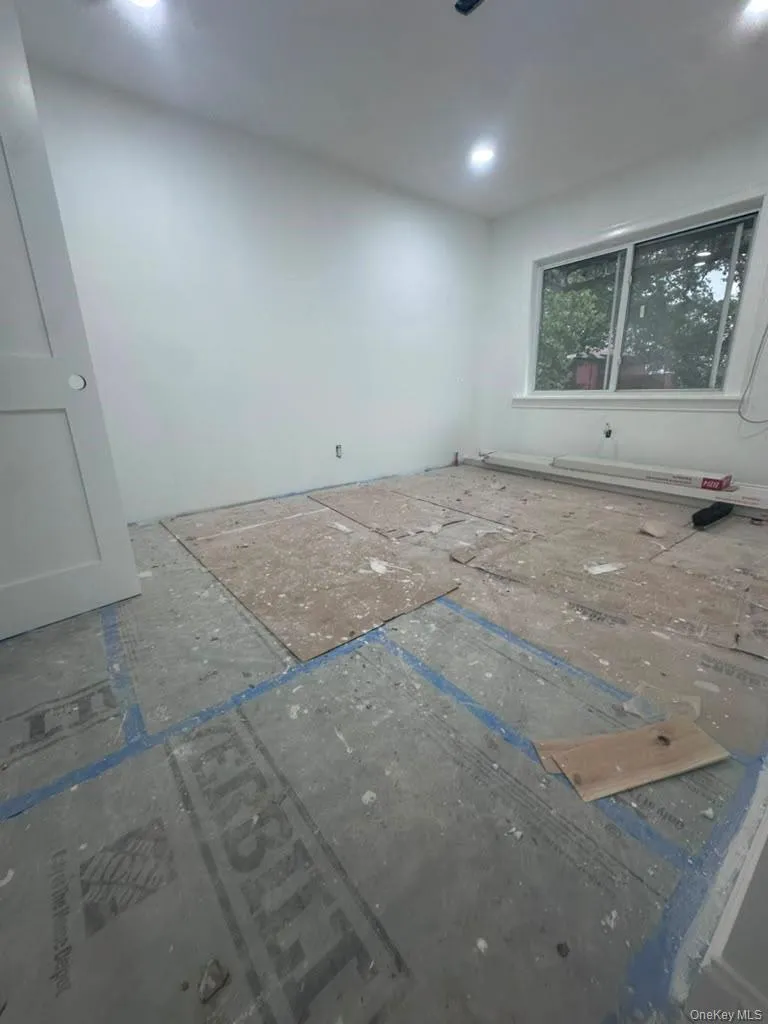 2449 92nd Street East Elmhurst, NY 11369