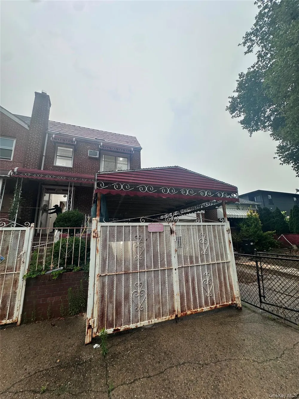 2449 92nd Street East Elmhurst, NY 11369