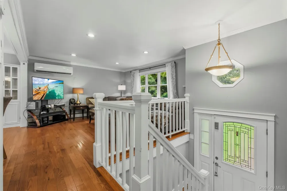 2 Netherwood Drive Pleasant Valley, NY 12578