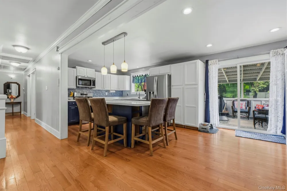2 Netherwood Drive Pleasant Valley, NY 12578
