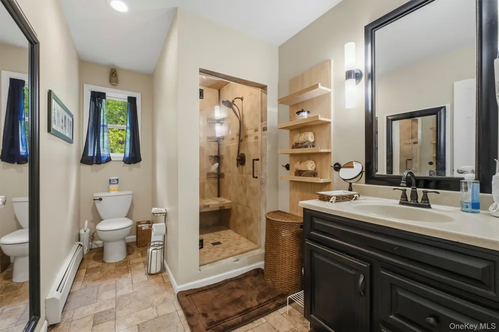 2 Netherwood Drive Pleasant Valley, NY 12578