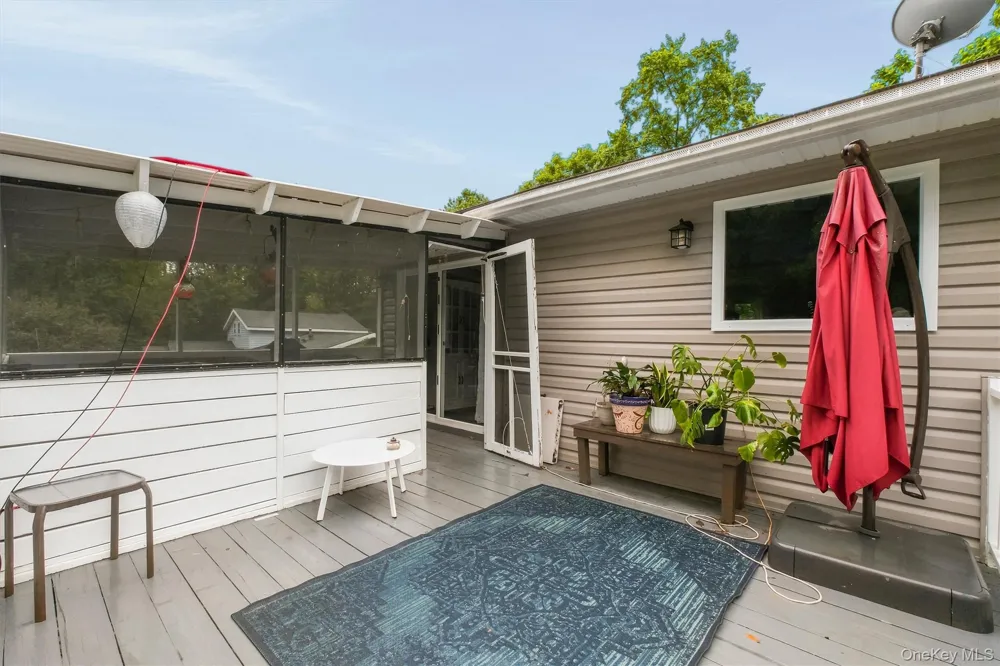 2 Netherwood Drive Pleasant Valley, NY 12578
