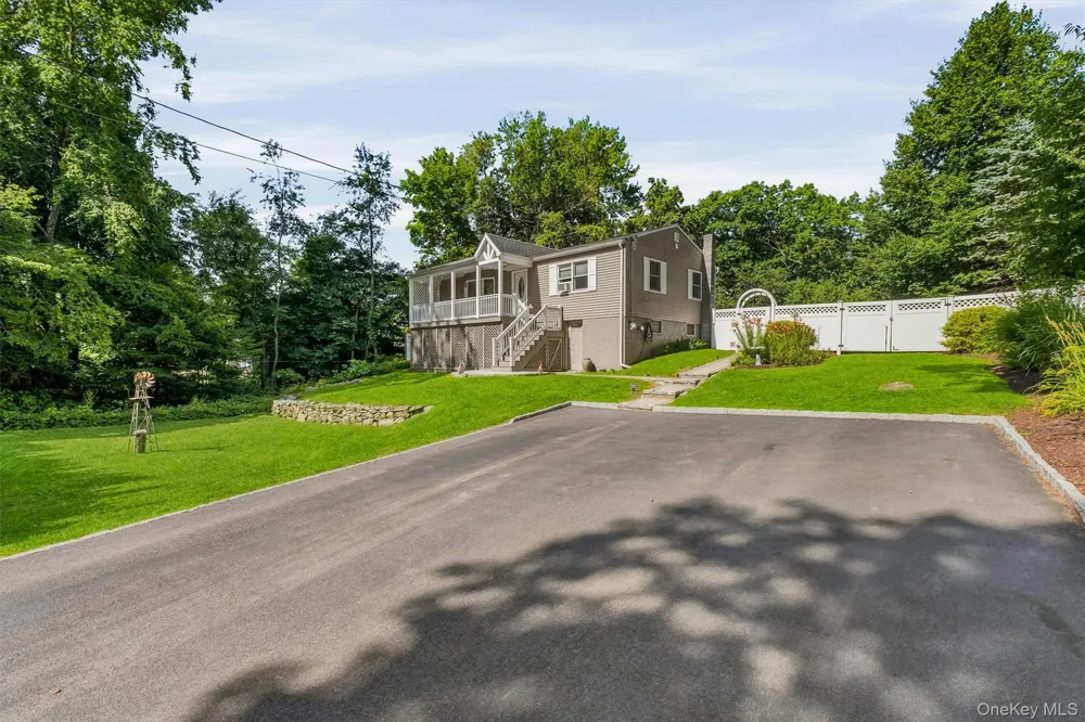 153 Kent Shore Drive Carmel, NY 10512