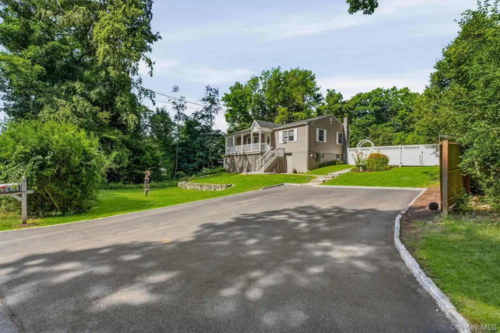 153 Kent Shore Drive Carmel, NY 10512