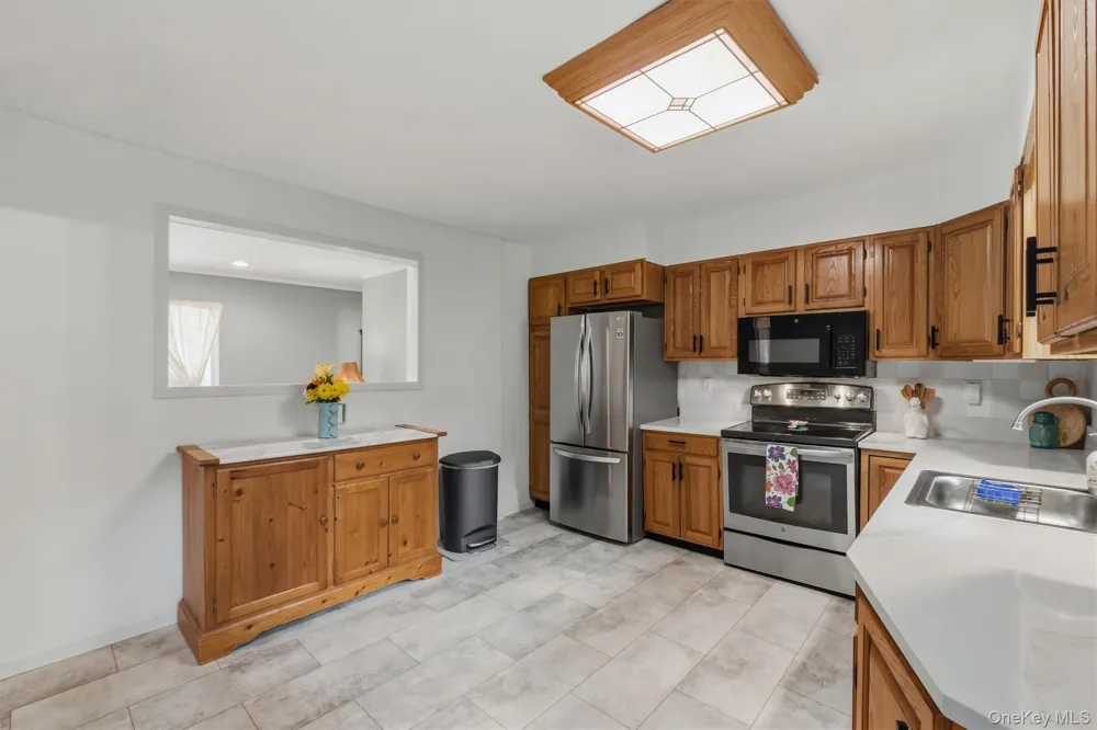 153 Kent Shore Drive Carmel, NY 10512
