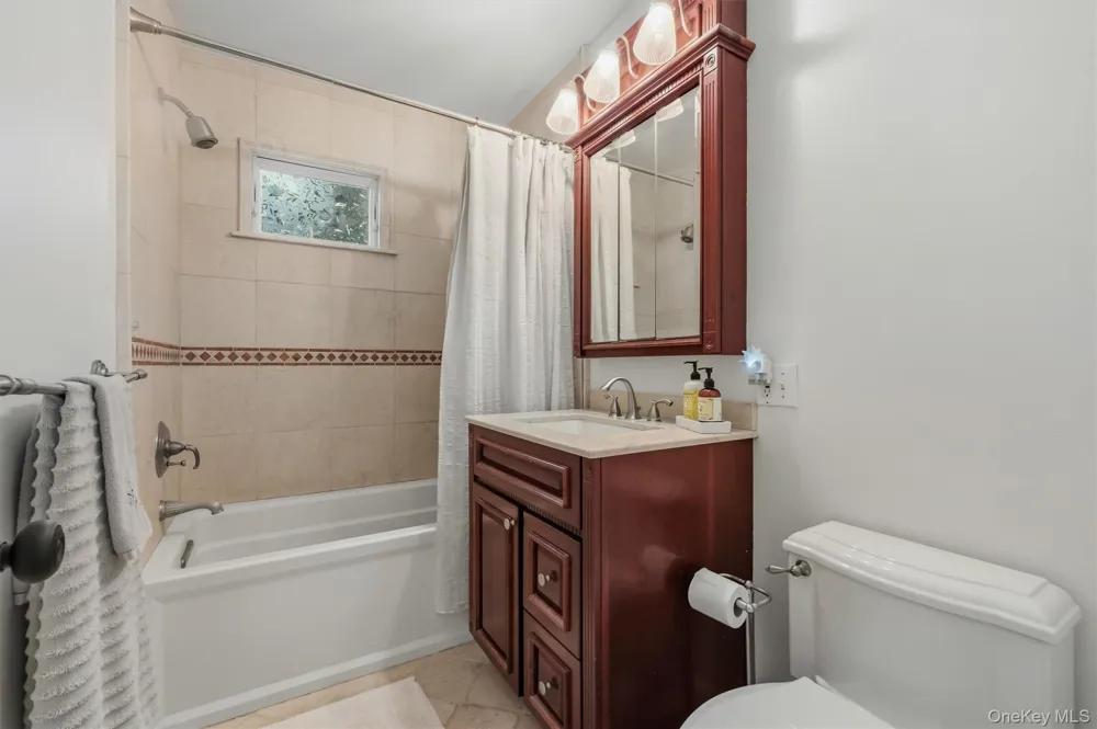 153 Kent Shore Drive Carmel, NY 10512