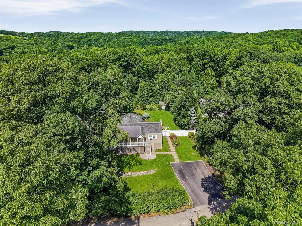 153 Kent Shore Drive Carmel, NY 10512