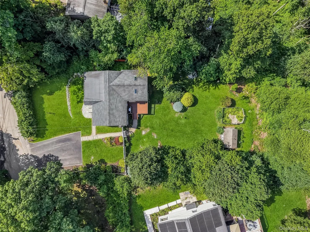 153 Kent Shore Drive Carmel, NY 10512