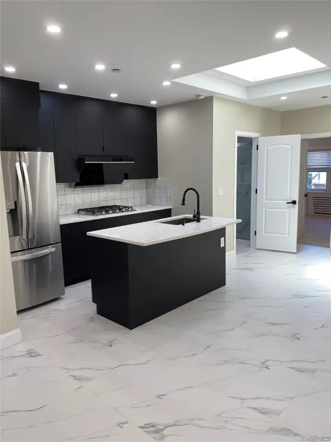 14114 Booth Memorial Avenue #2