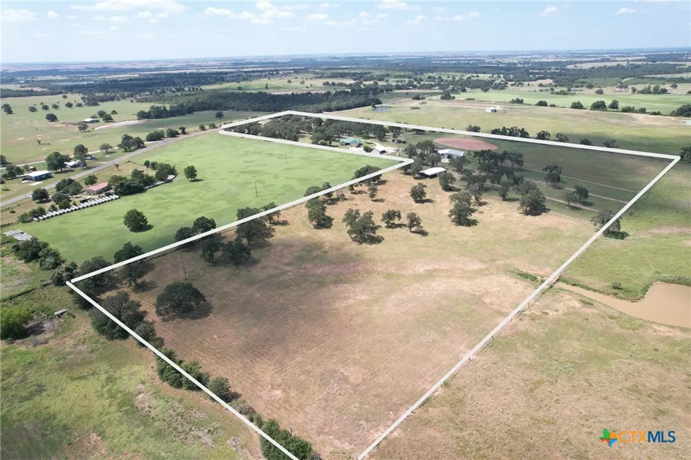 5205 S FM 486 Thorndale, TX 76577