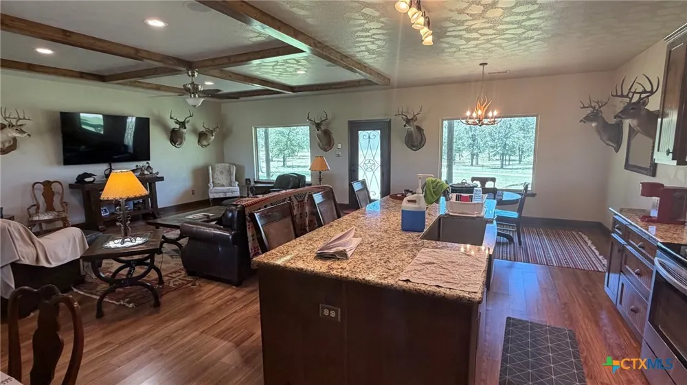 5205 S FM 486 Thorndale, TX 76577
