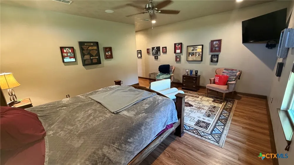 5205 S FM 486 Thorndale, TX 76577