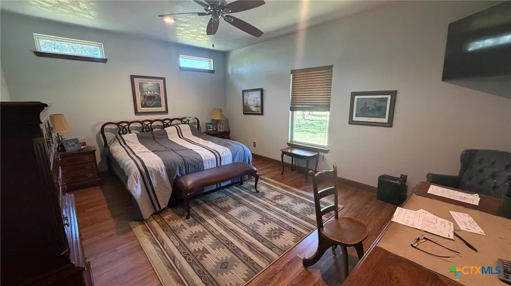 5205 S FM 486 Thorndale, TX 76577