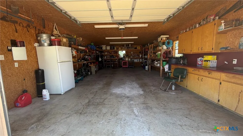5205 S FM 486 Thorndale, TX 76577