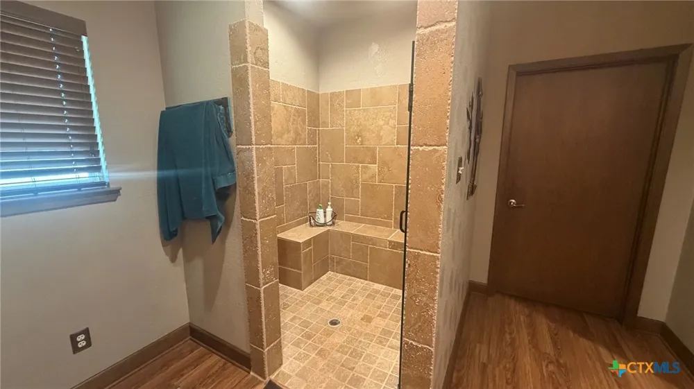 5205 S FM 486 Thorndale, TX 76577