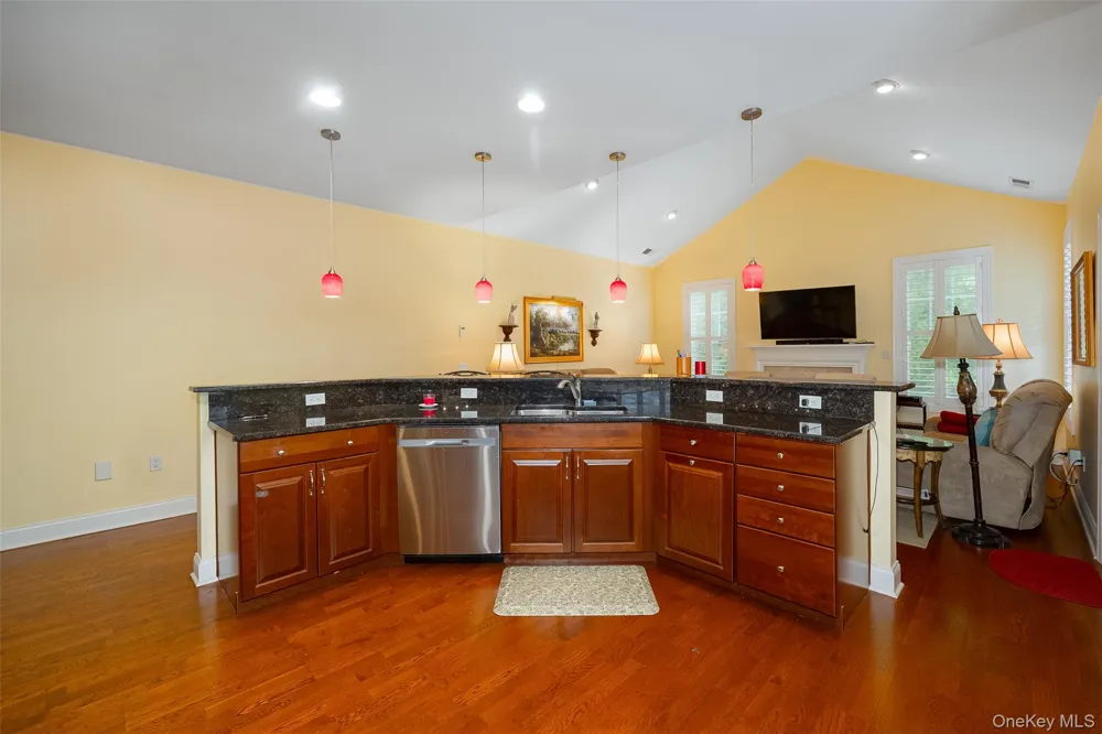 5 Maggie May Way Cold Spring, NY 10516
