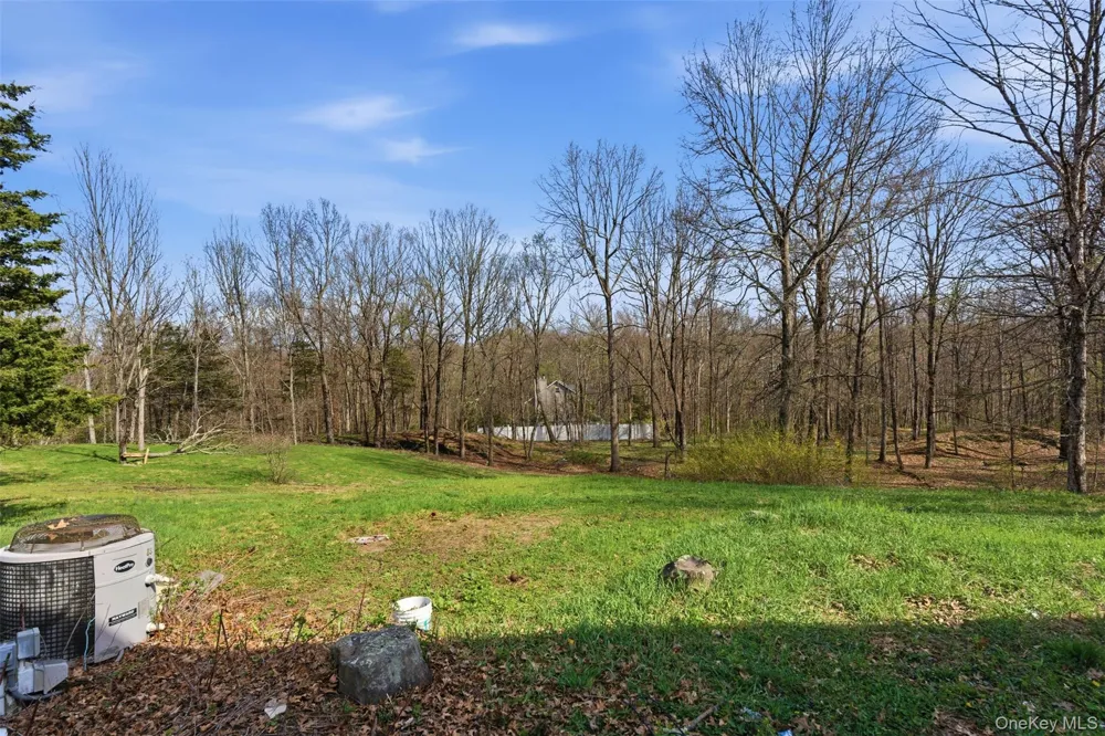 600 Twin Arch Road Rock Tavern, NY 12575