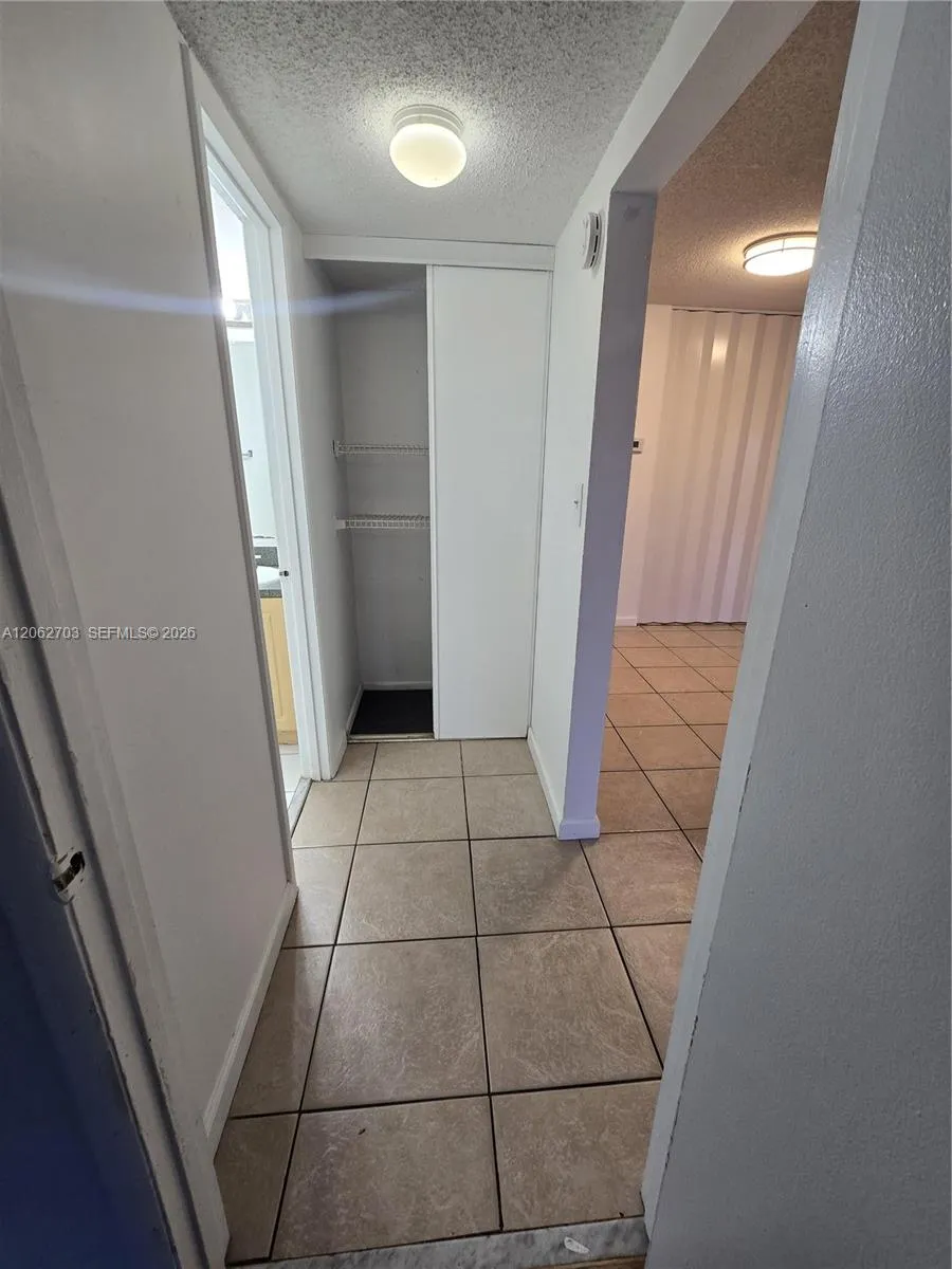 405 S Pine Island Rd #401D Plantation, FL 33324