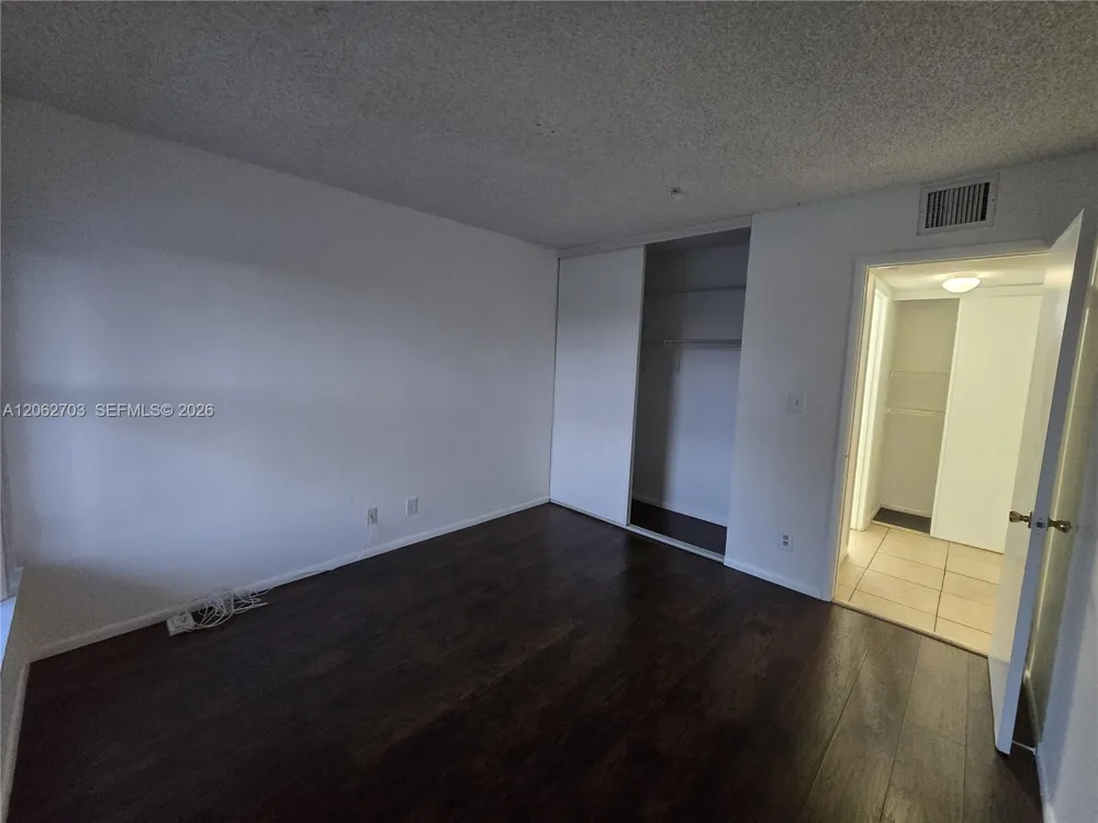 405 S Pine Island Rd #401D Plantation, FL 33324
