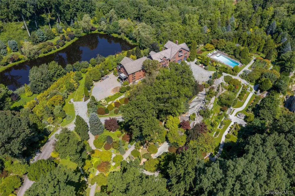 25 Edgar Road Armonk, NY 10504