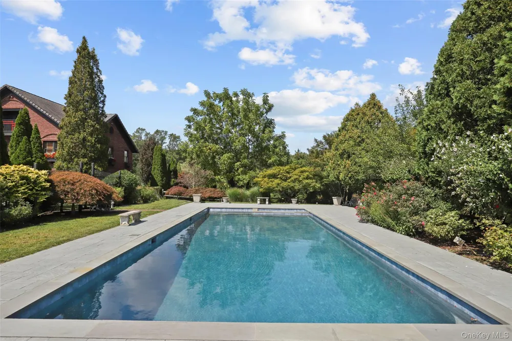 25 Edgar Road Armonk, NY 10504