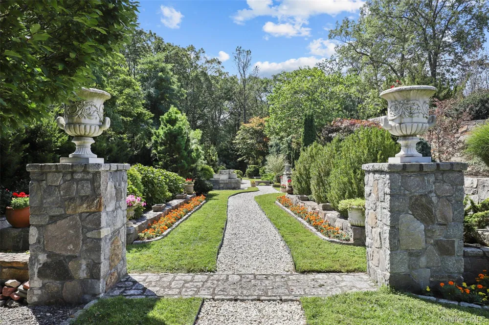 25 Edgar Road Armonk, NY 10504