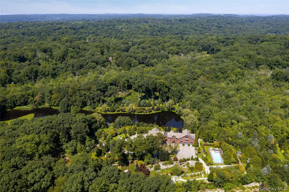 25 Edgar Road Armonk, NY 10504