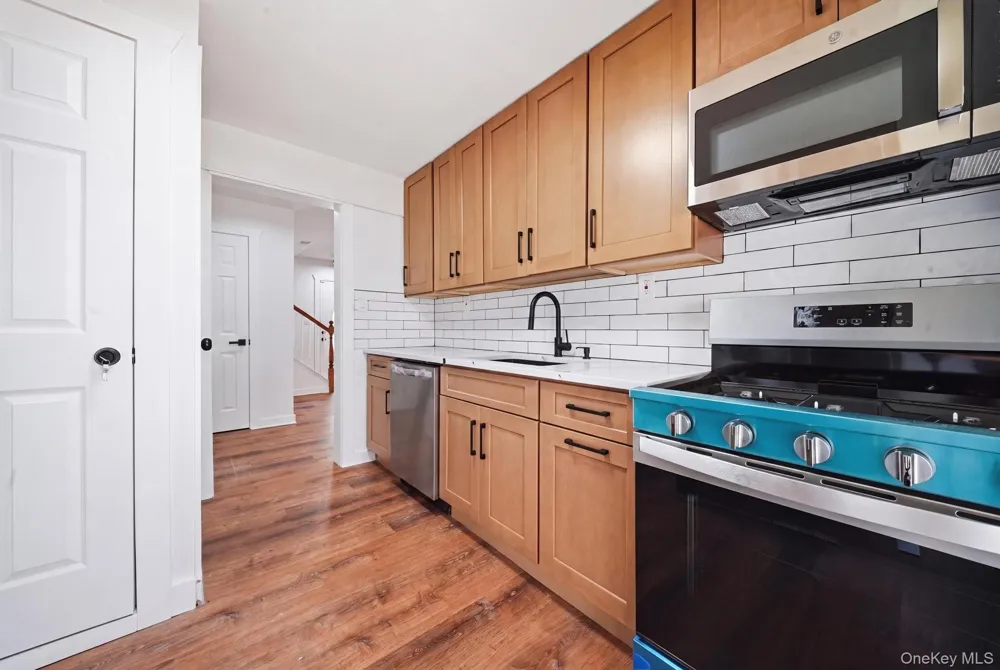 133 Meister Boulevard Freeport, NY 11520