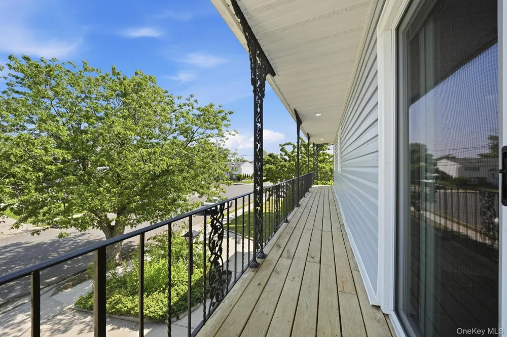 133 Meister Boulevard Freeport, NY 11520
