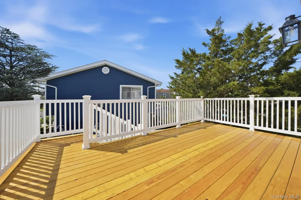 133 Meister Boulevard Freeport, NY 11520