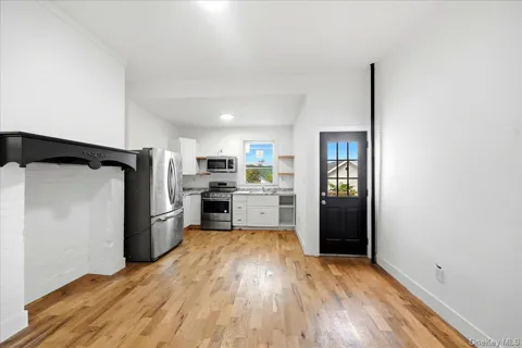 301 Warburton Avenue #1