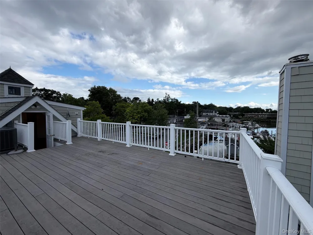 3 Hewlett Street Rye, NY 10580
