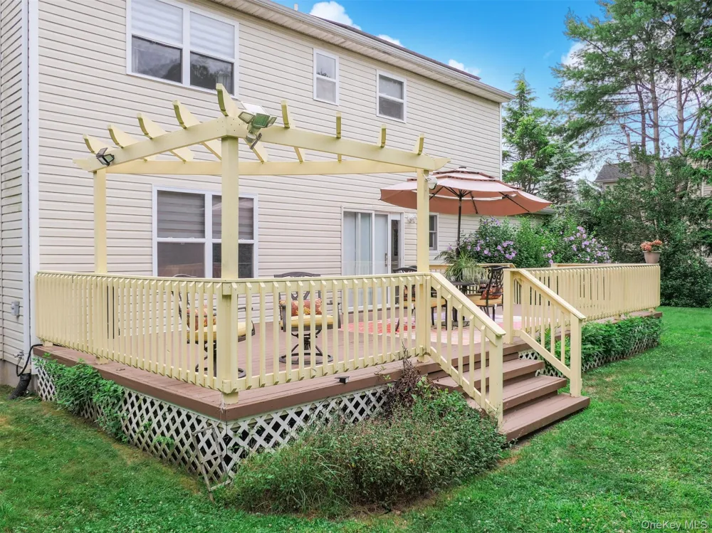 14 Southaven Drive Brookhaven, NY 11719