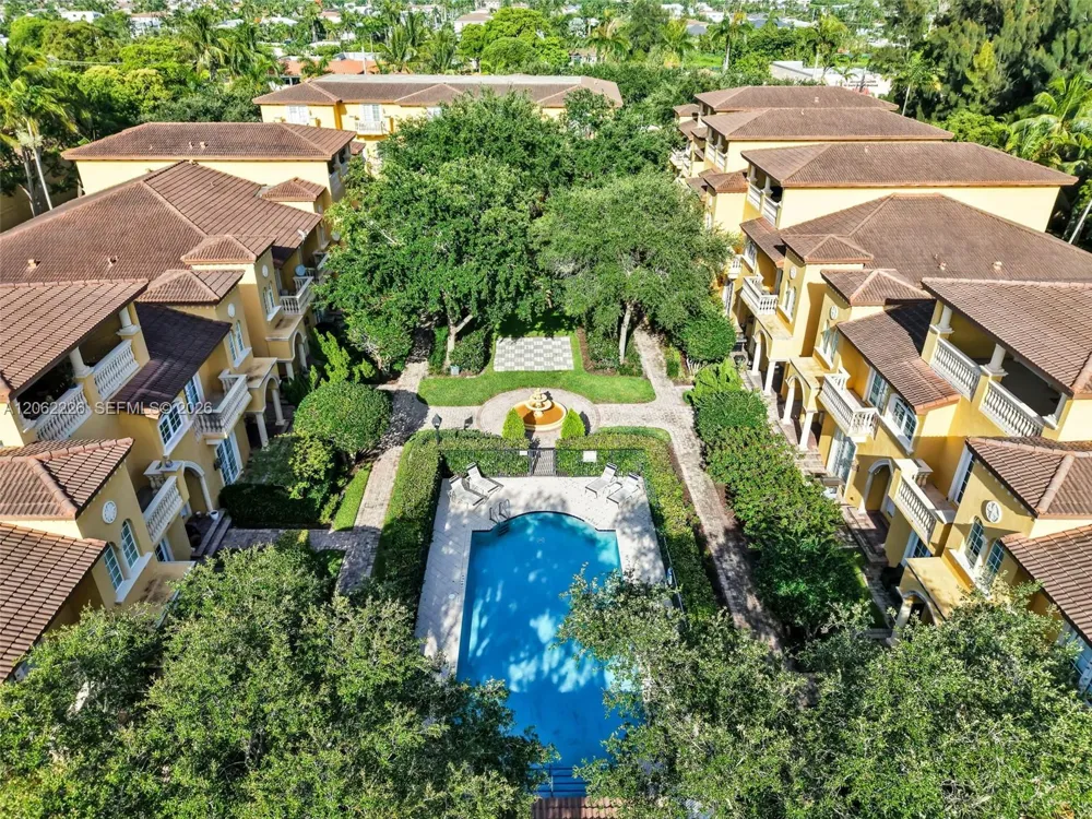 425 NE 69th Cir Boca Raton, FL 33487