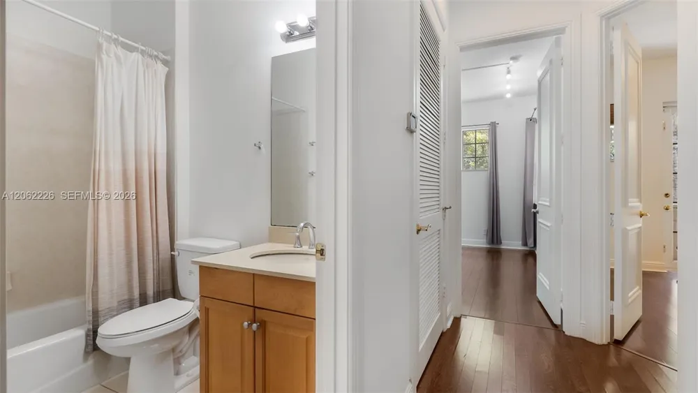 425 NE 69th Cir Boca Raton, FL 33487