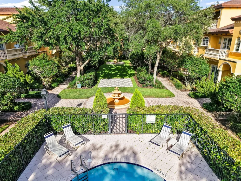 425 NE 69th Cir Boca Raton, FL 33487