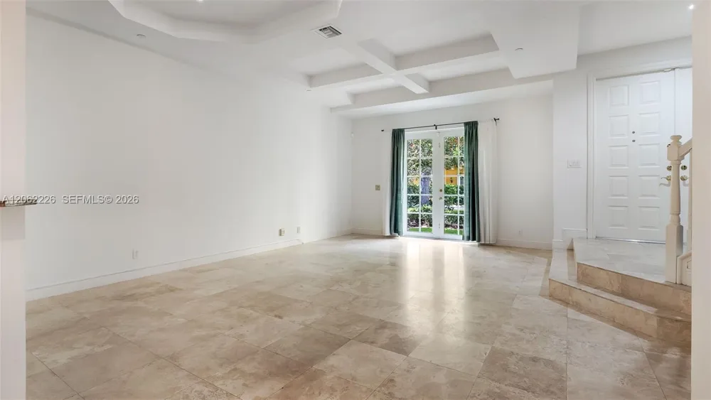 425 NE 69th Cir Boca Raton, FL 33487