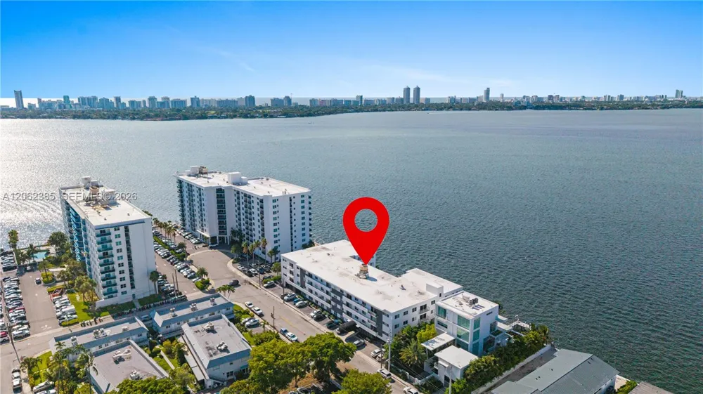 1880 S Treasure Dr #3D North Bay Village, FL 33141