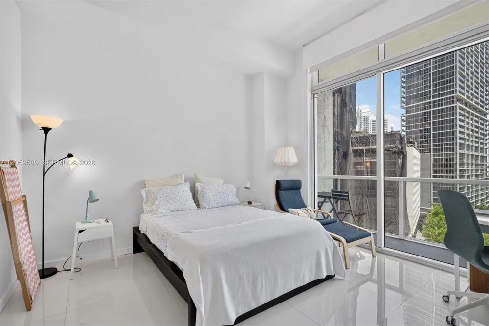500 Brickell Ave #1100 Miami, FL 33131