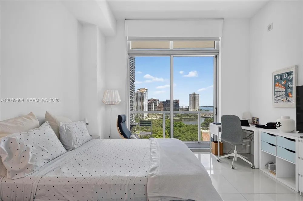 500 Brickell Ave #1100 Miami, FL 33131