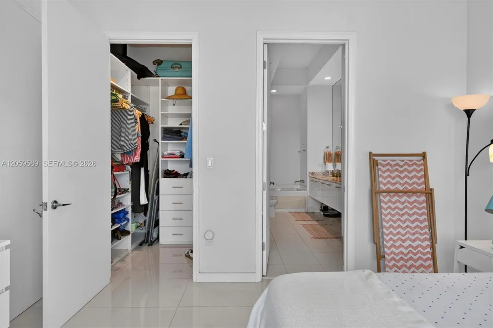500 Brickell Ave #1100 Miami, FL 33131