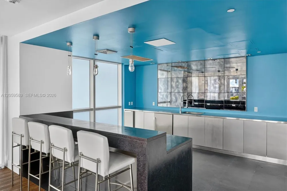 500 Brickell Ave #1100 Miami, FL 33131