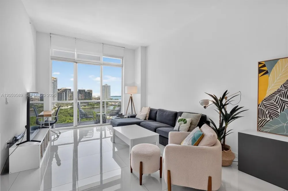 500 Brickell Ave #1100 Miami, FL 33131